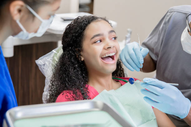 Best Emergency Tooth Extraction in Lyndhurst, OH