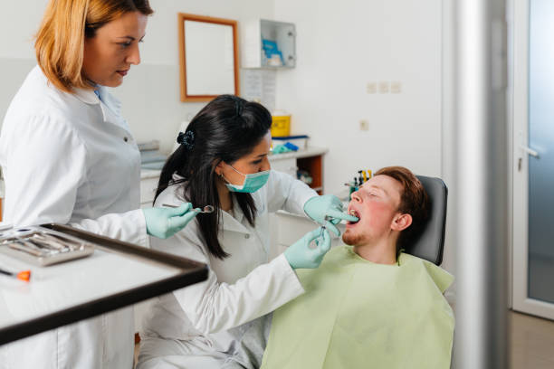 Best Emergency Dental Care for Broken or Chipped Teeth in Lyndhurst, OH